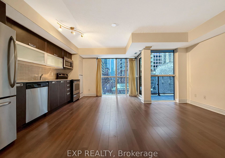 28-ted-rogers-way-toronto-ontario-c12641002
