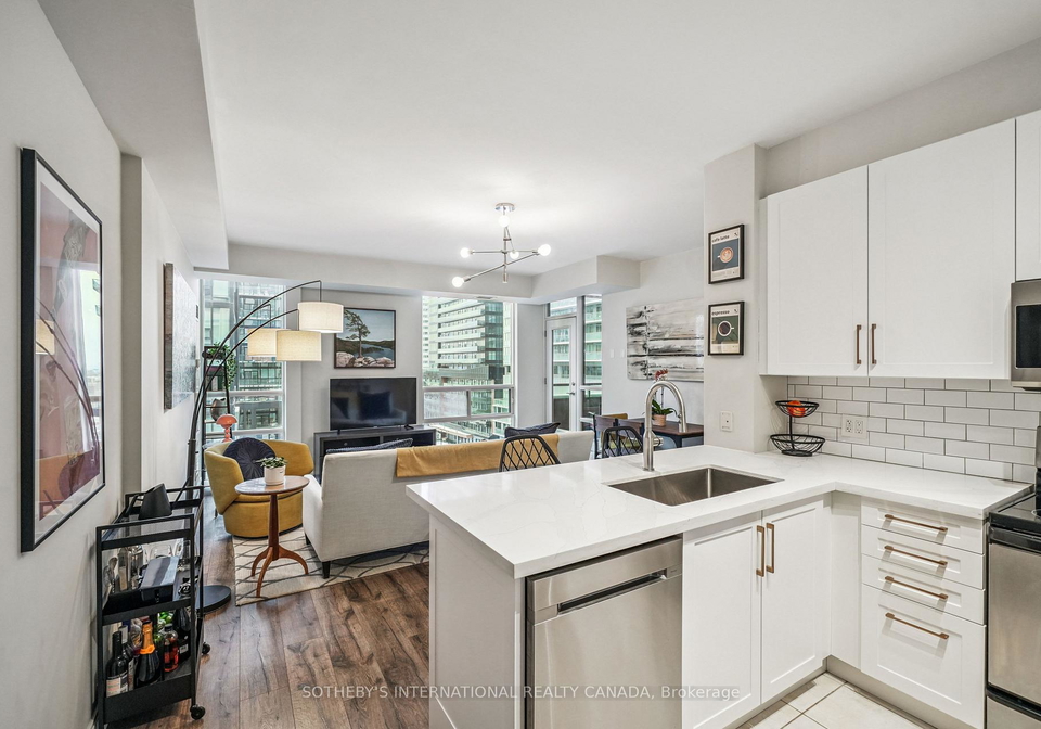 88-broadway-avenue-toronto-ontario-c12641100