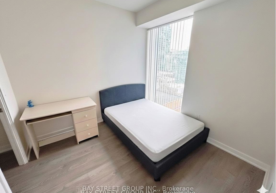 99-john-street-e-toronto-ontario-c12641180