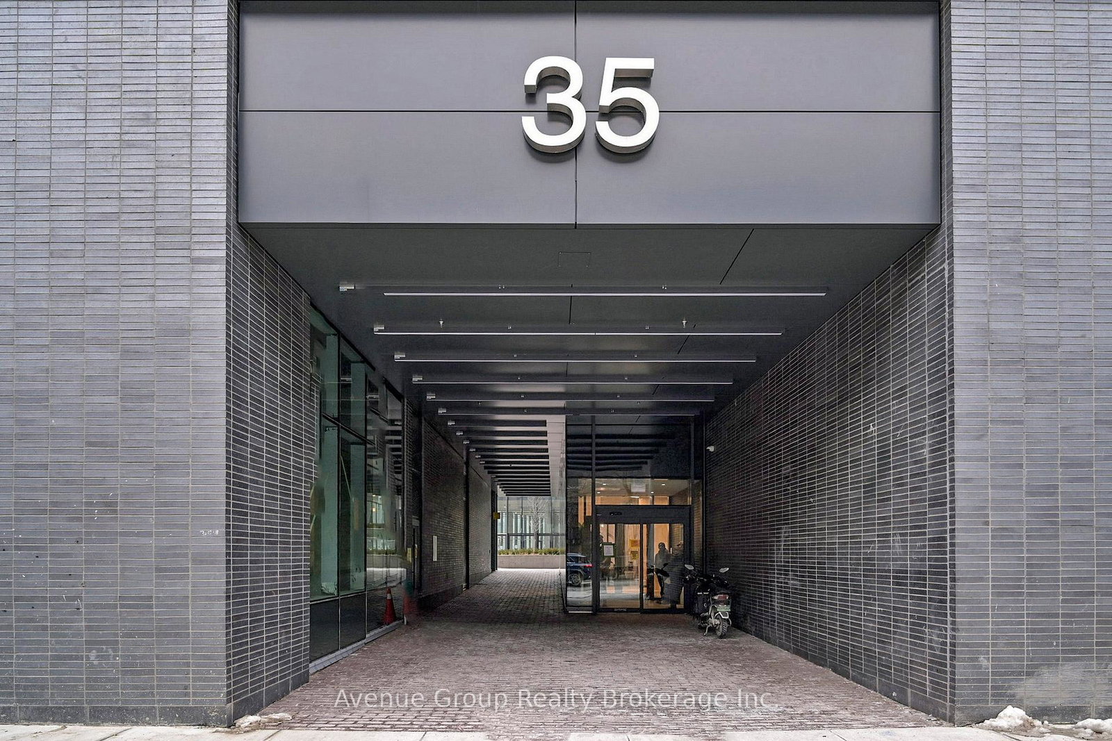 35-parliament-street-toronto-ontario-c12641196