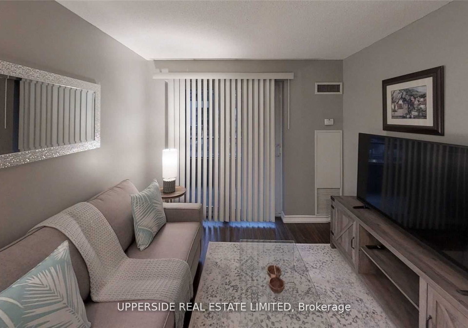 250-wellington-street-w-toronto-ontario-c12641386