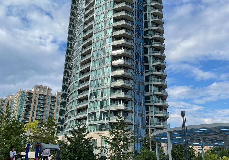 18-holmes-avenue-north-york-ontario-c12642056