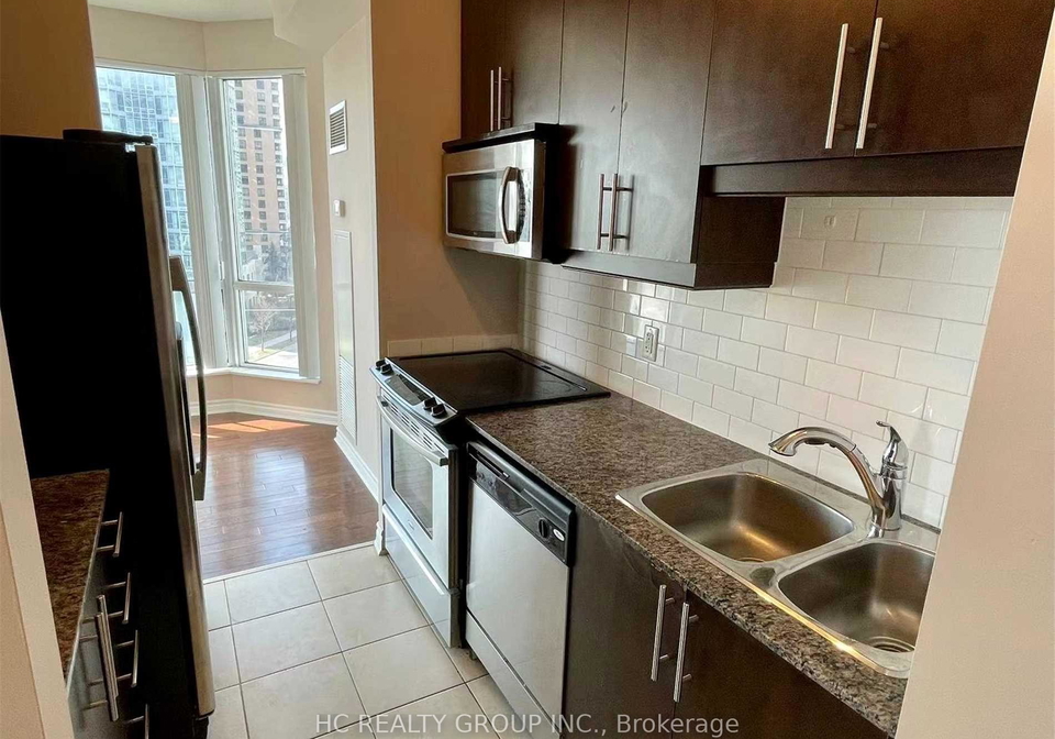18-holmes-avenue-north-york-ontario-c12642056