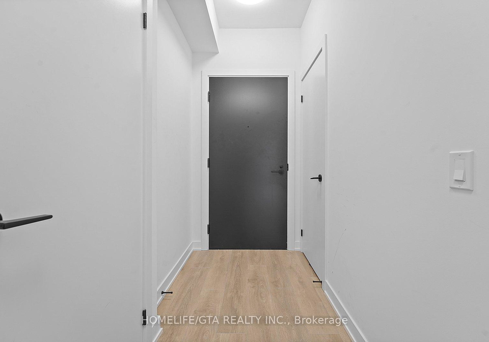 117-broadway-way-toronto-ontario-c12642218