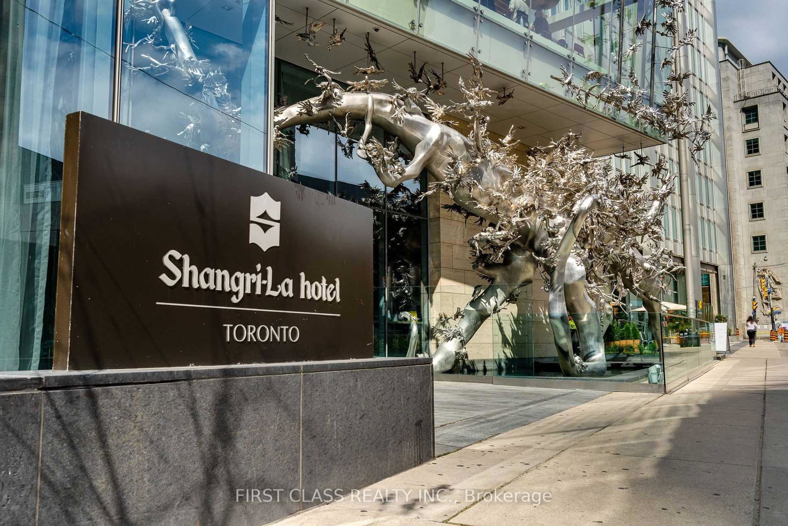 180-university-avenue-toronto-ontario-c12642248