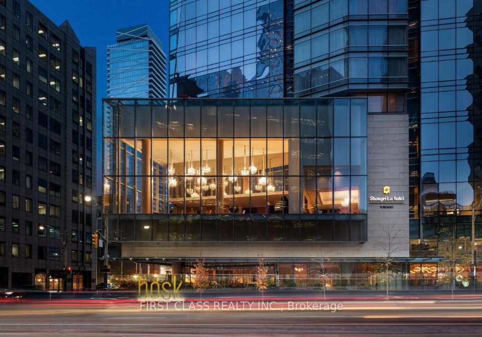 180-university-avenue-toronto-ontario-c12642248