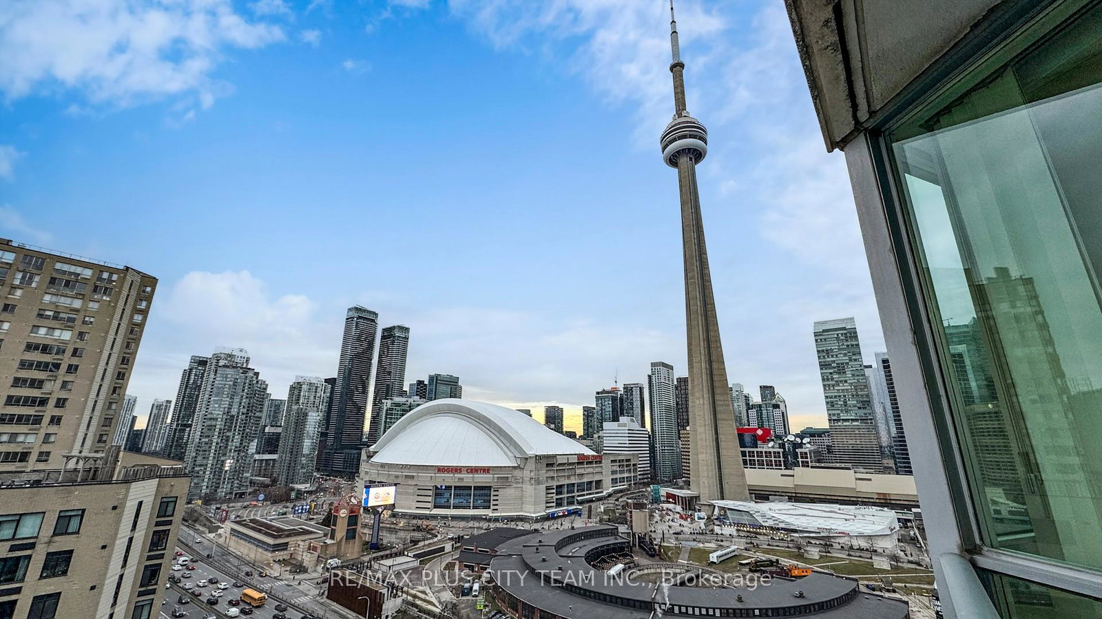230-queens-quay-w-toronto-ontario-c12642504