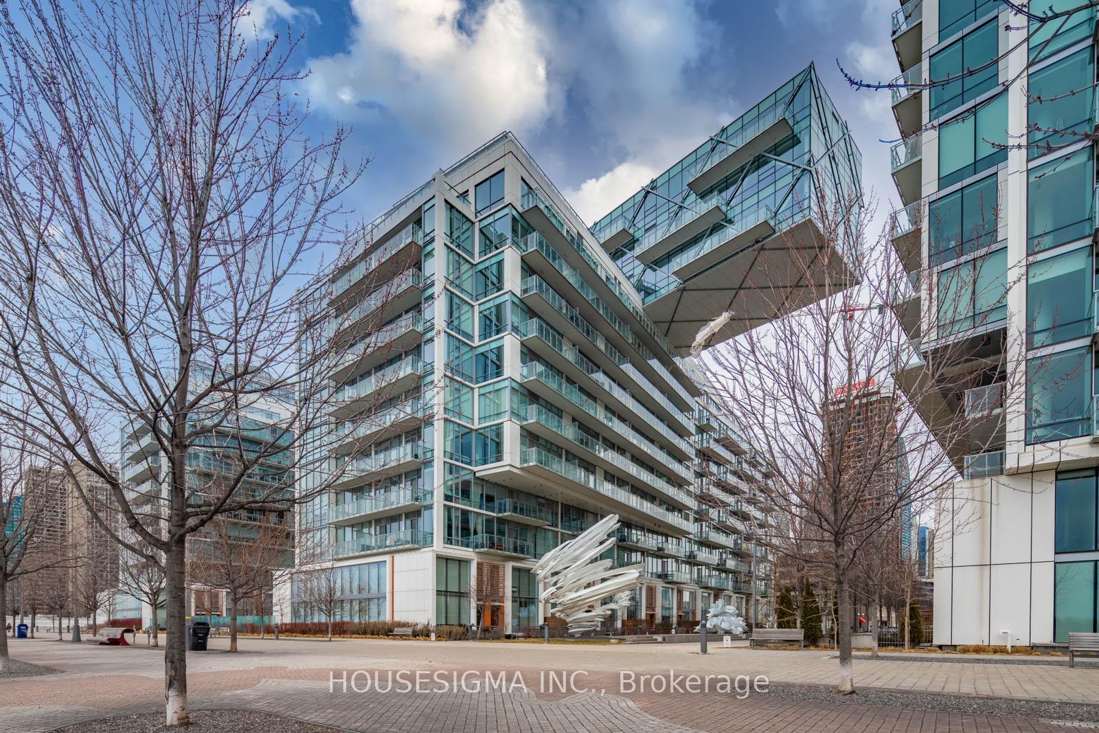 29-queens-quay-e-toronto-ontario-c12642766