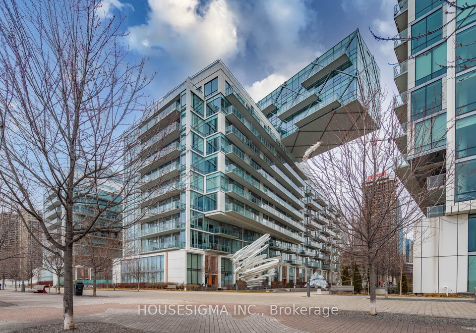 29-queens-quay-e-toronto-ontario-c12642766