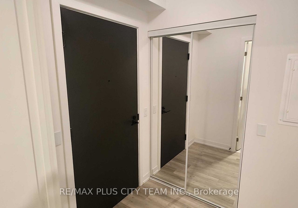 28-eastern-avenue-toronto-ontario-c12642846
