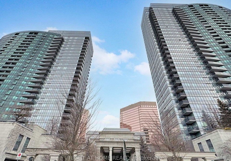 15-greenview-avenue-toronto-ontario-c12642870