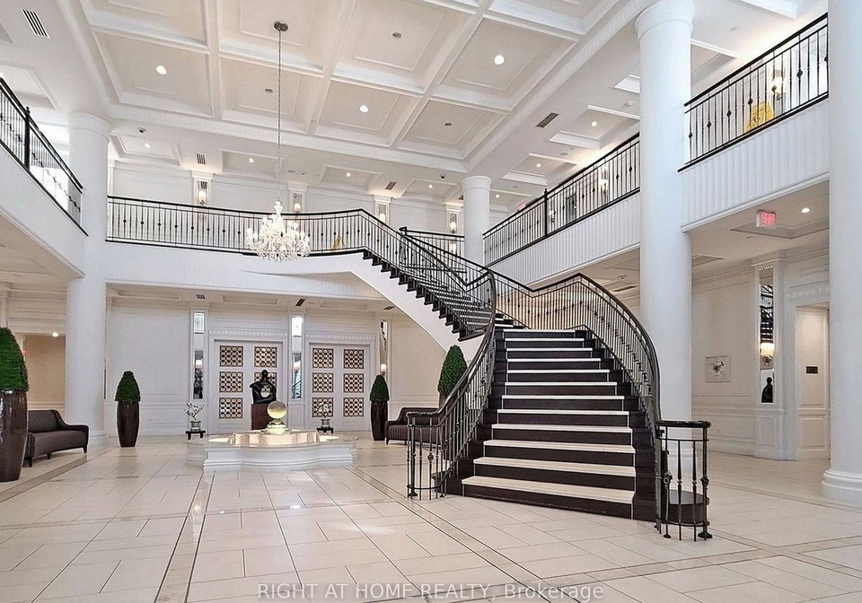 15-greenview-avenue-toronto-ontario-c12642870