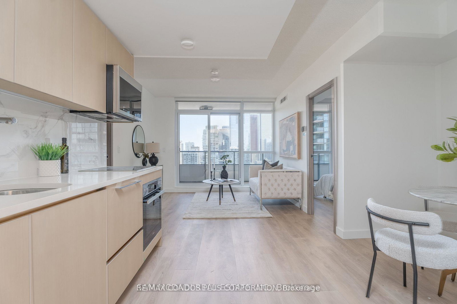 38-widmer-street-toronto-ontario-c12643062