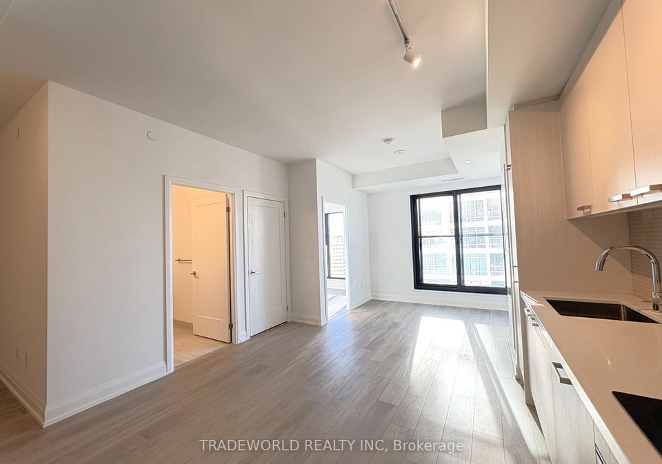 20-soudan-avenue-toronto-ontario-c12643458