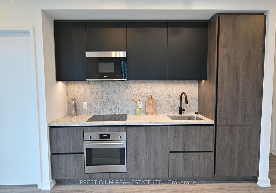 108-peter-street-toronto-ontario-c12643462
