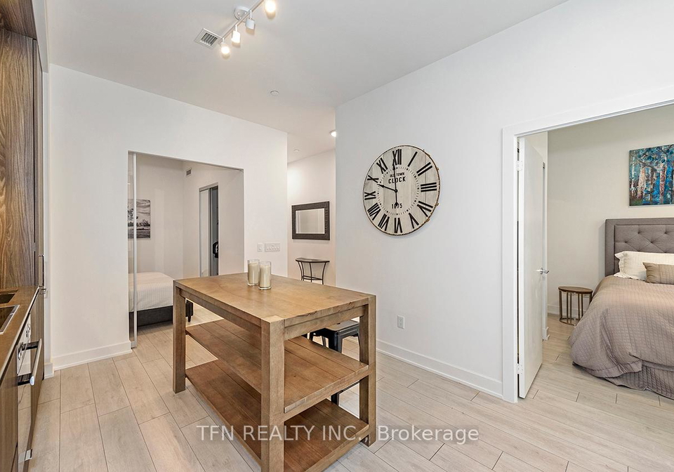 15-mercer-street-toronto-ontario-c12643464