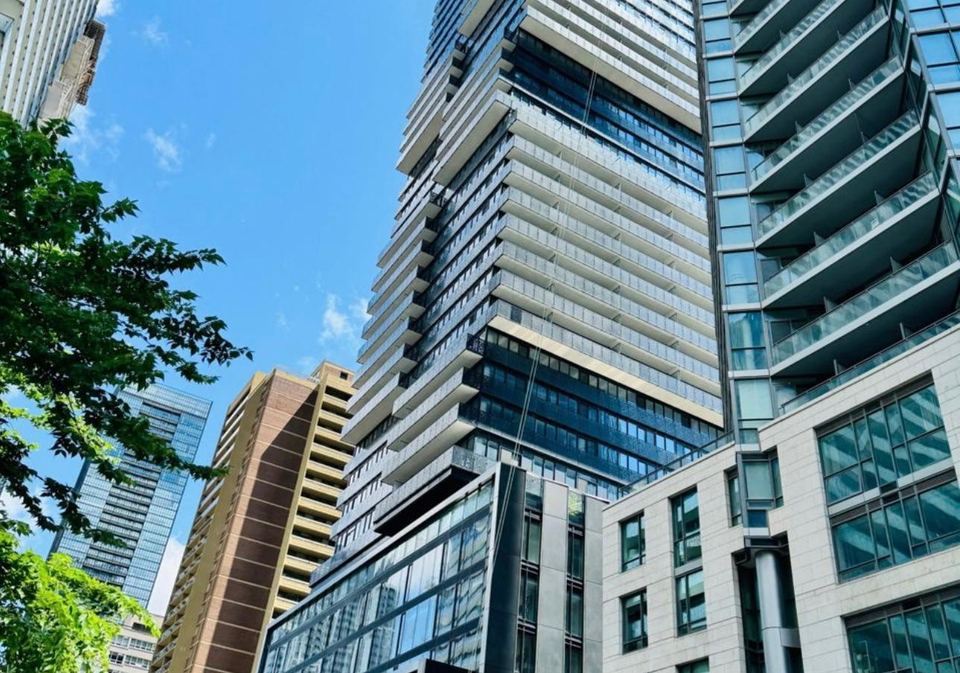 55-charles-street-e-toronto-ontario-c12643694