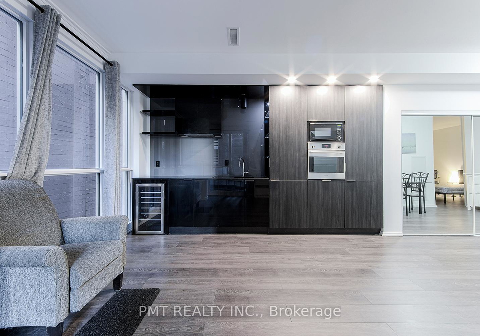 70-temperance-street-toronto-ontario-c12643714