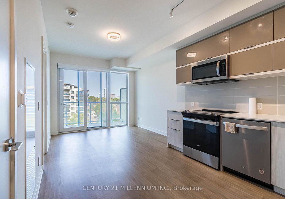 10-deerlick-court-north-york-ontario-c12643922