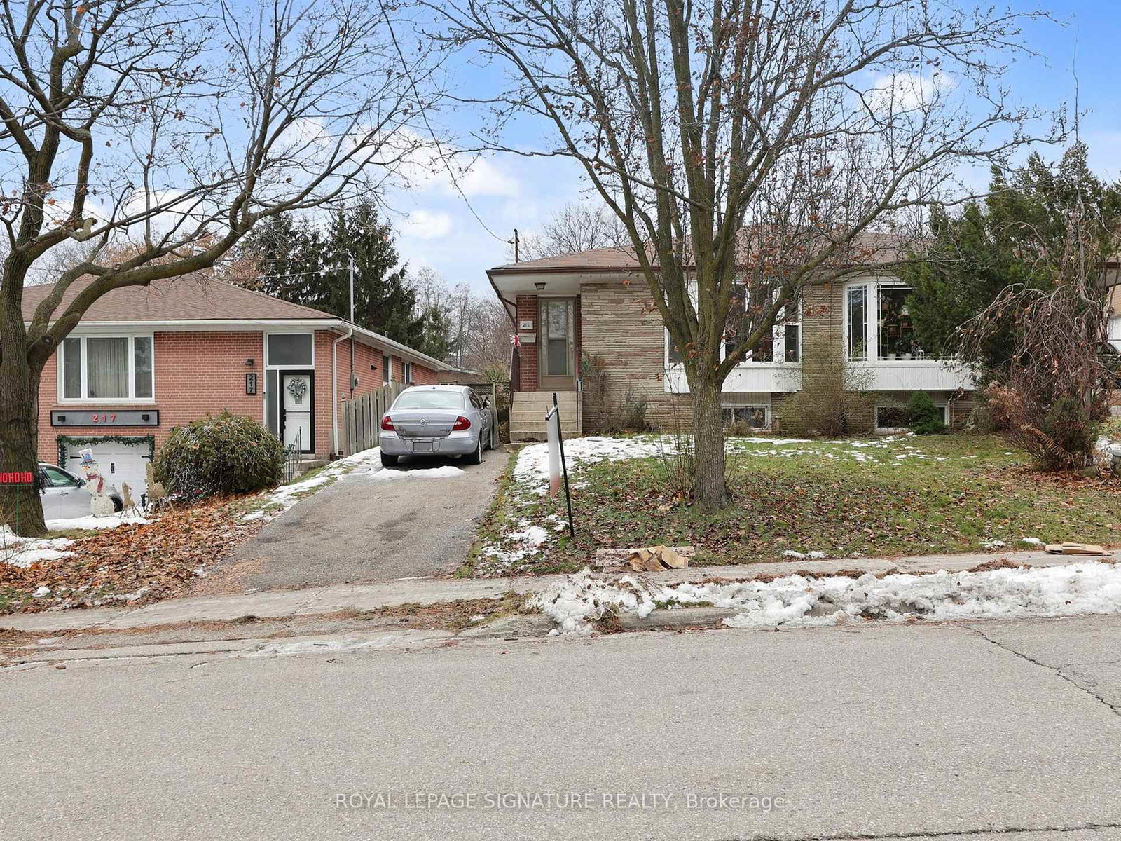 215-woodsworth-road-north-york-ontario-c12643932