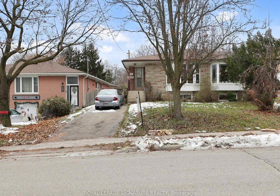215-woodsworth-road-north-york-ontario-c12643932