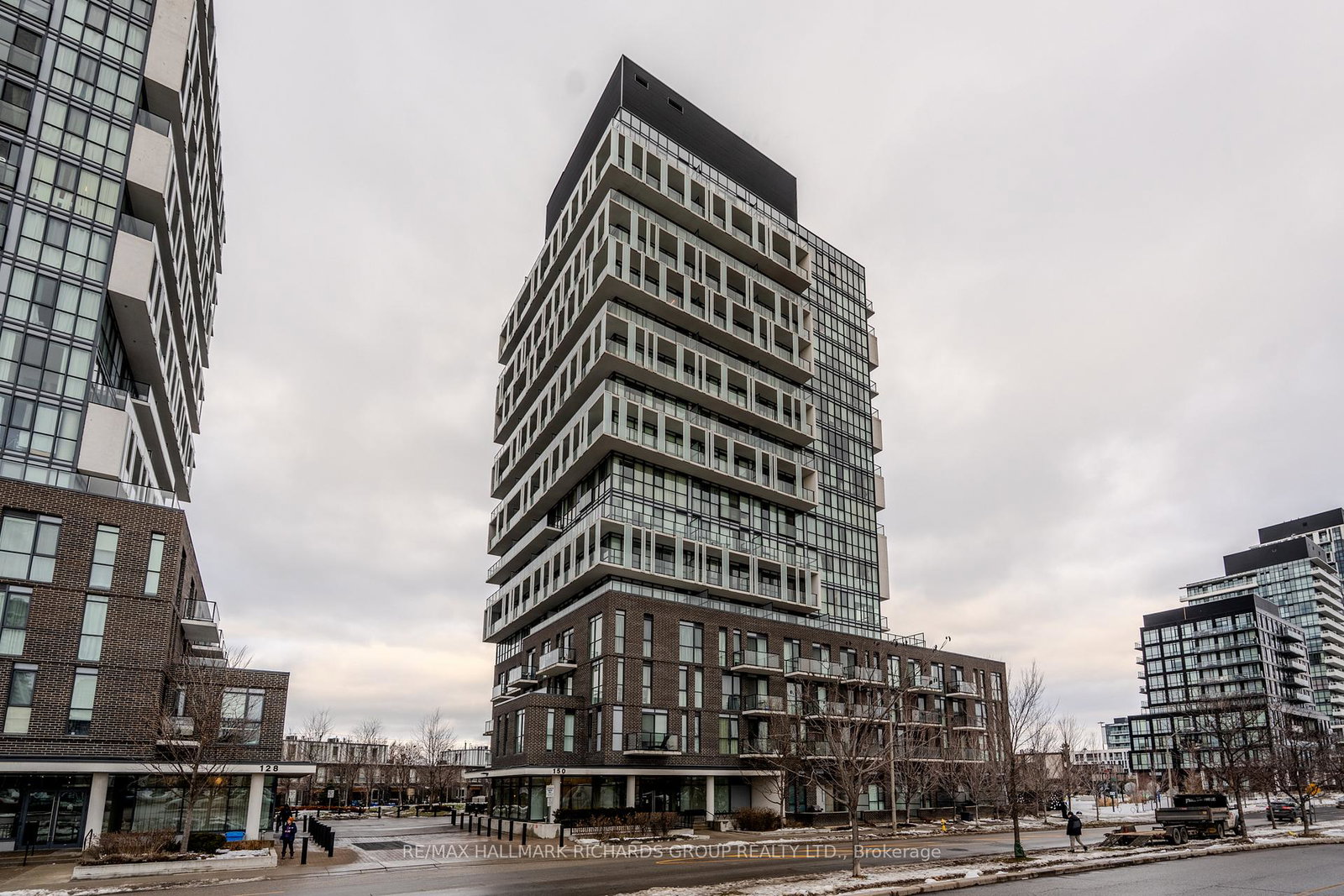 150-fairview-mall-drive-north-york-ontario-c12643974