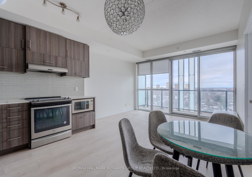 150-fairview-mall-drive-north-york-ontario-c12643974