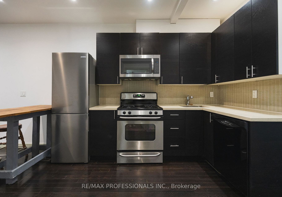 627-christie-street-toronto-ontario-c12644082