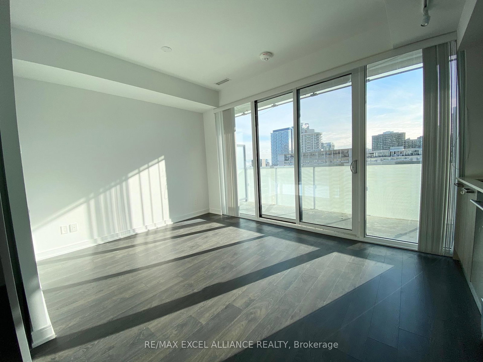 28-wellesley-street-toronto-ontario-c12644502