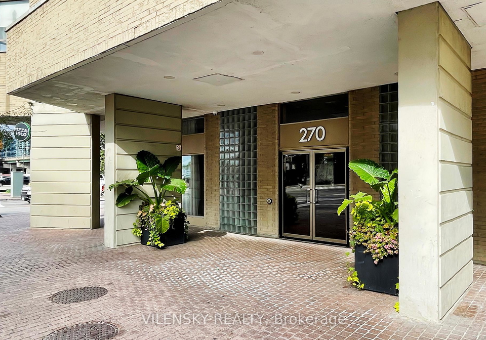 270-queens-quay-w-toronto-ontario-c12644788