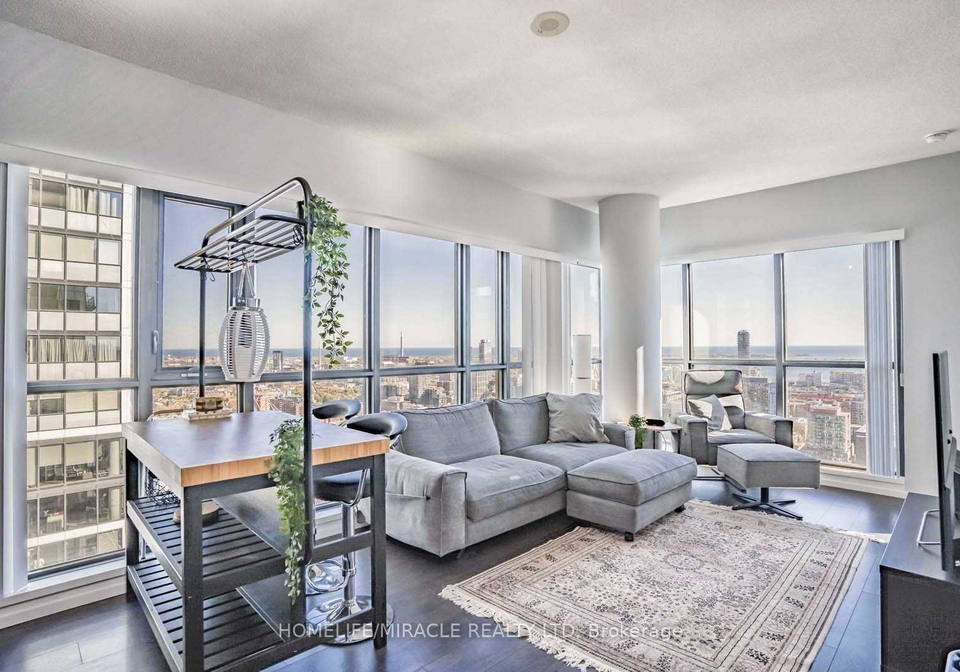159-dundas-street-e-toronto-ontario-c12644808