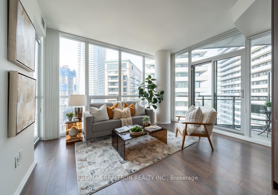 45-charles-street-e-toronto-ontario-c12644942