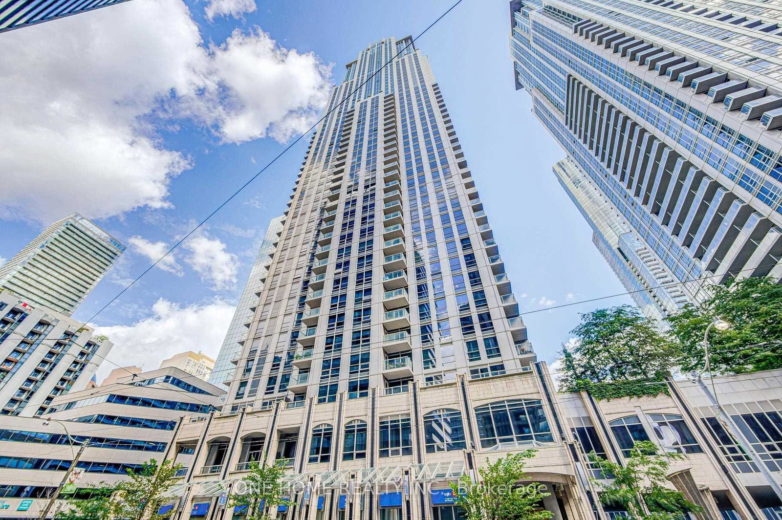 763-bay-street-toronto-ontario-c12645270