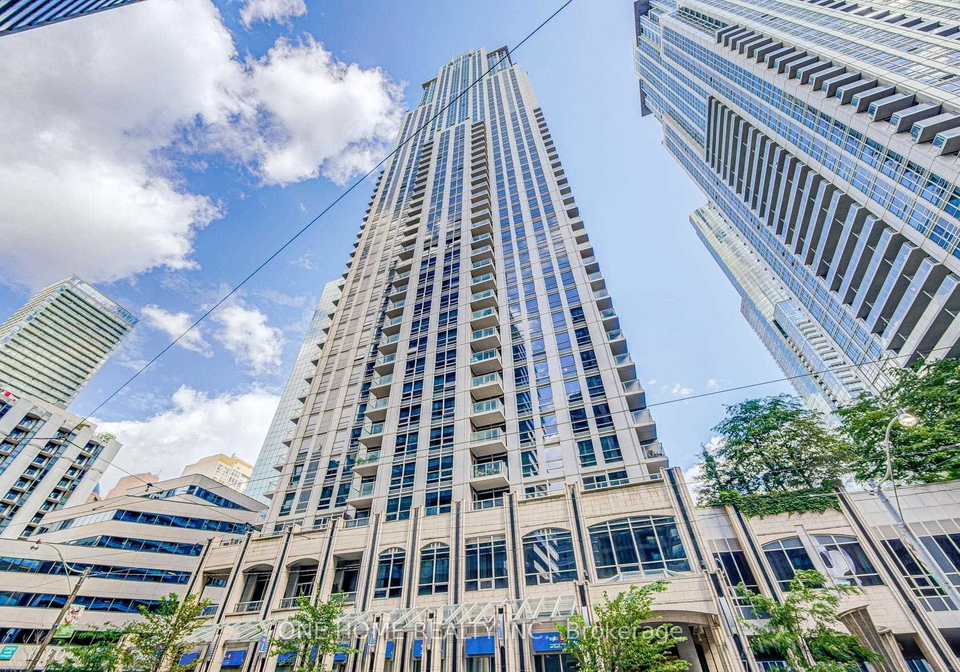 763-bay-street-toronto-ontario-c12645270