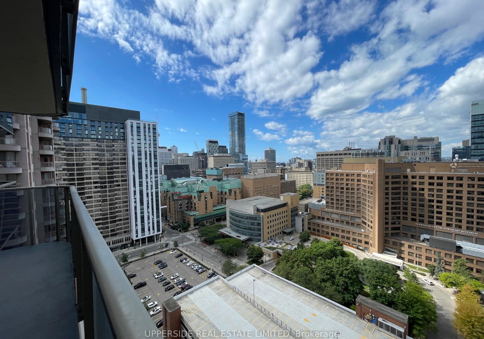 750-bay-street-toronto-ontario-c12645272