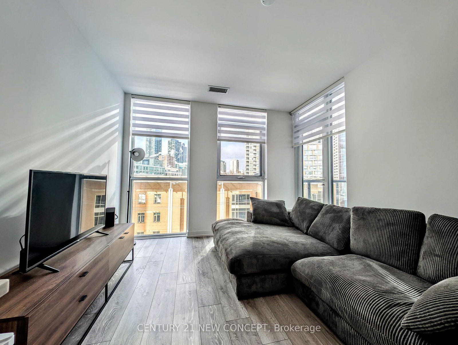 159-wellesley-street-e-toronto-ontario-c12645366