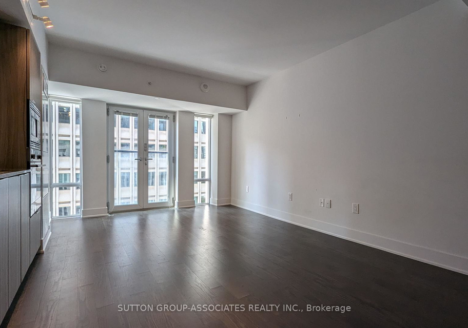 955-bay-street-toronto-ontario-c12645416