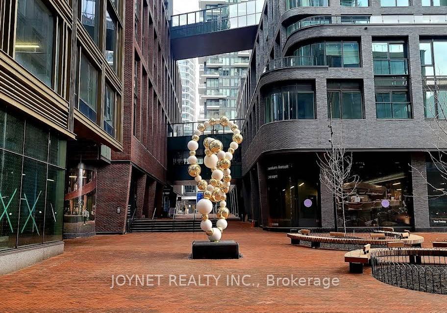 88-queen-street-e-toronto-ontario-c12645644