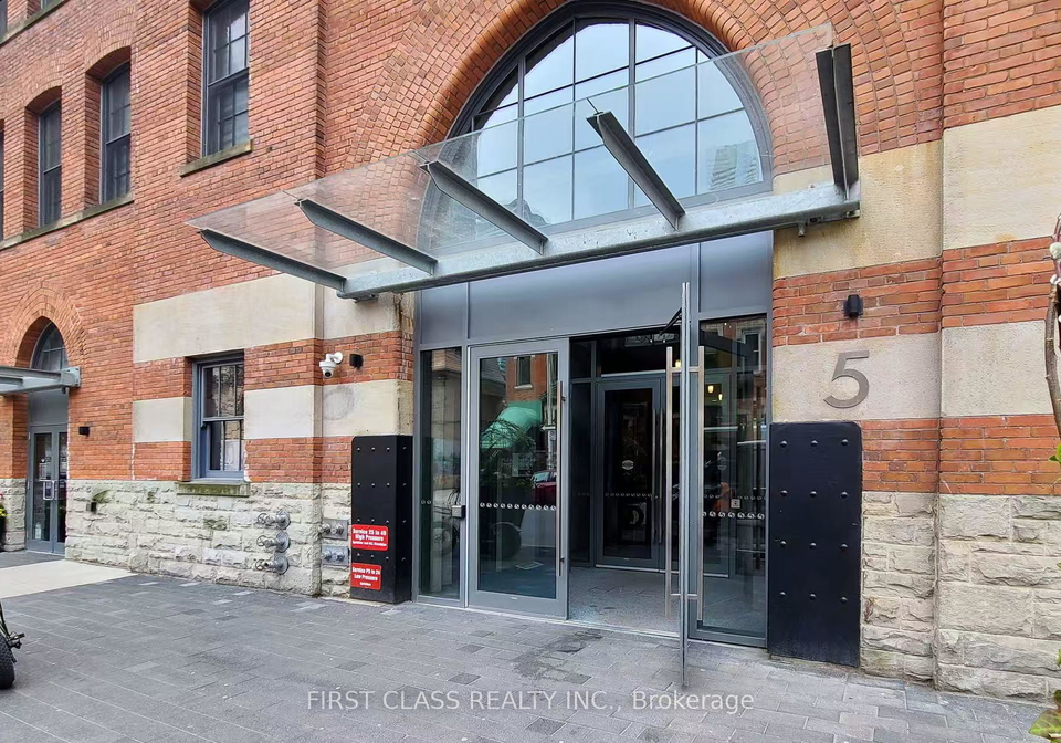 5-st-joseph-street-toronto-ontario-c12645682