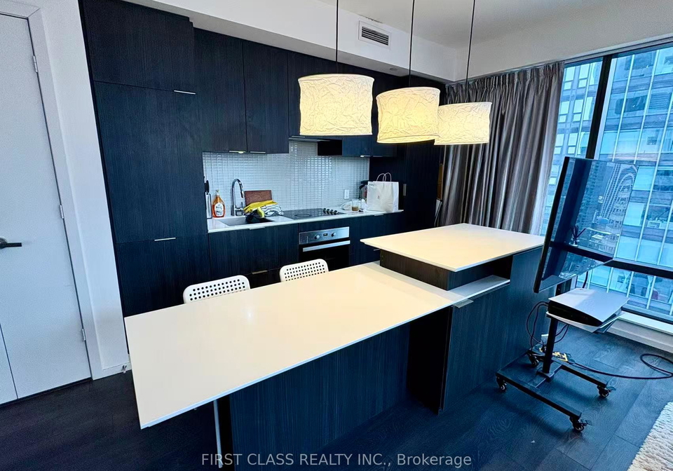 5-st-joseph-street-toronto-ontario-c12645682