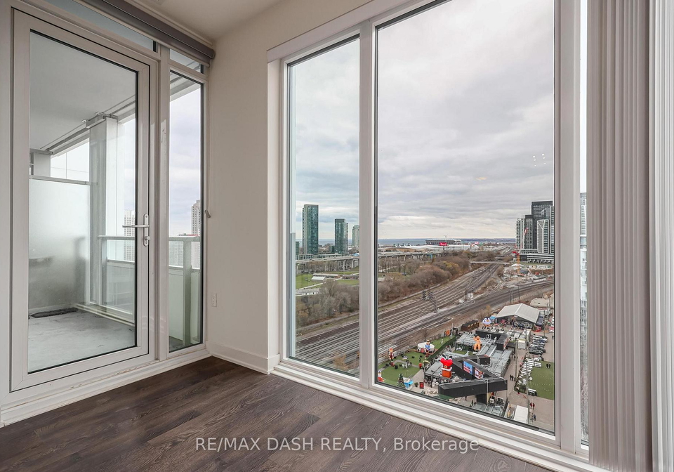 27-bathurst-street-toronto-ontario-c12645718