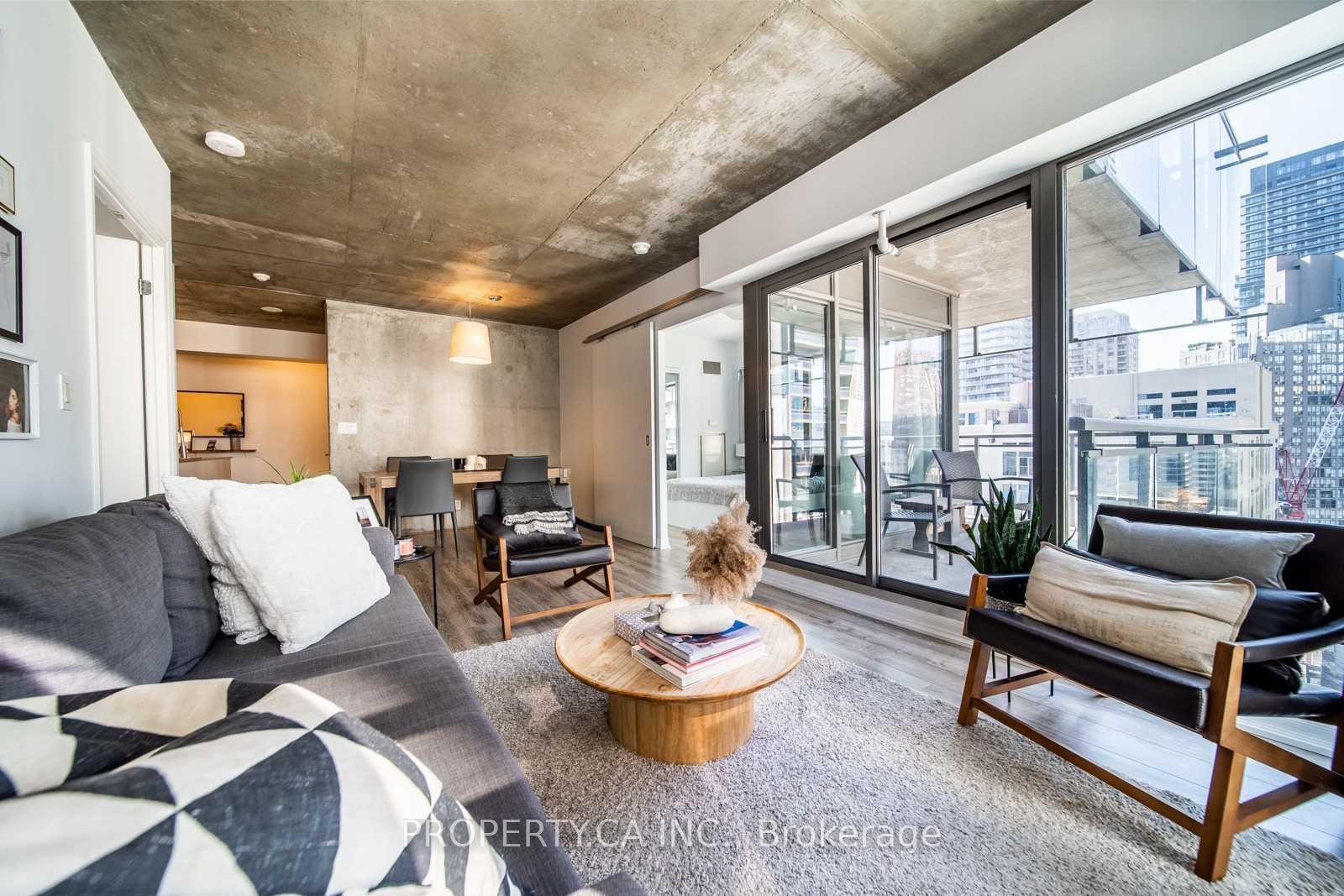22-wellesley-street-e-toronto-ontario-c12645858