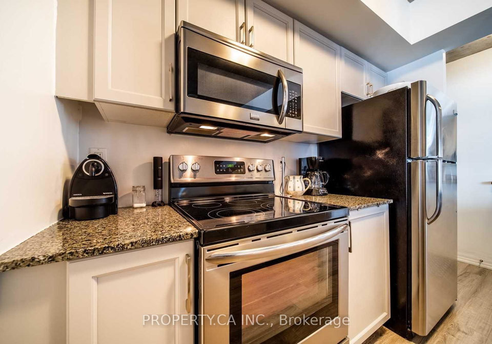 22-wellesley-street-e-toronto-ontario-c12645858