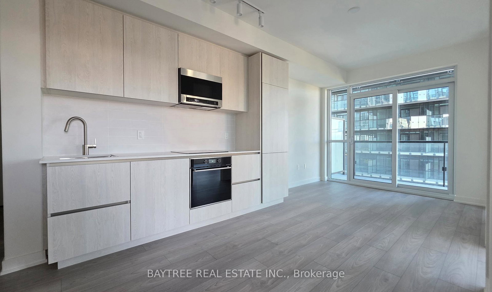110-broadway-avenue-toronto-ontario-c12646070