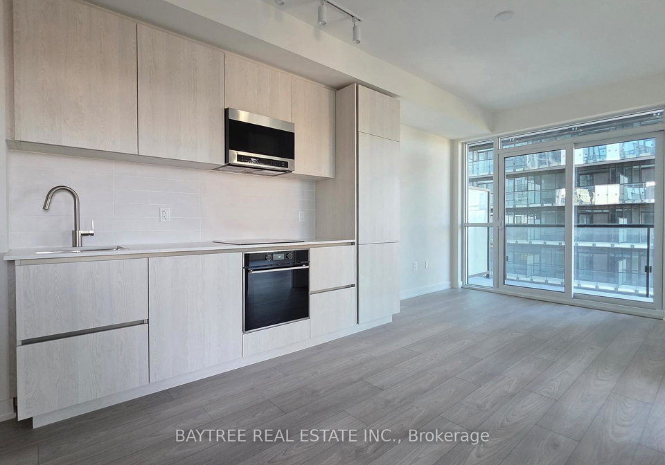 110-broadway-avenue-toronto-ontario-c12646070