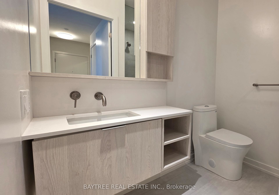 110-broadway-avenue-toronto-ontario-c12646070