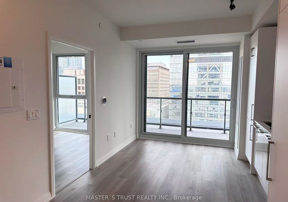 280-dundas-street-toronto-ontario-c12646464