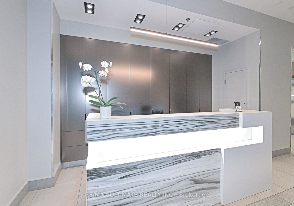 400-wellington-street-w-toronto-ontario-c12646578