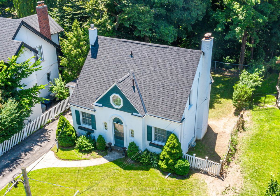 61-highland-crescent-north-york-ontario-c12646596