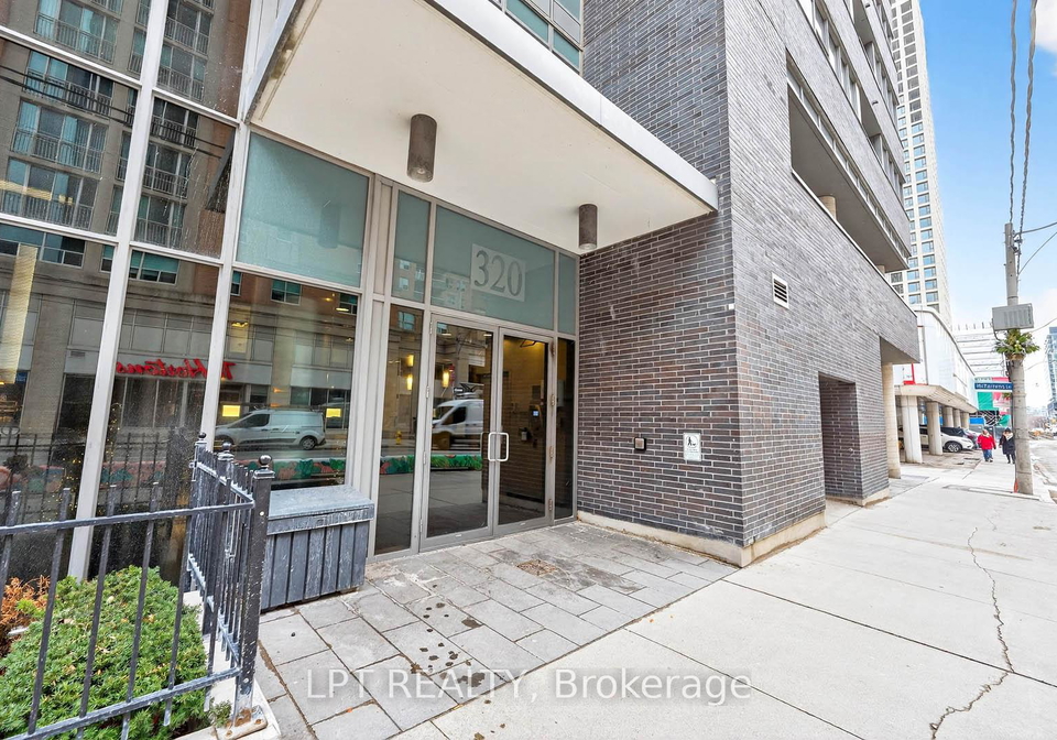 320-richmond-street-e-toronto-ontario-c12646650
